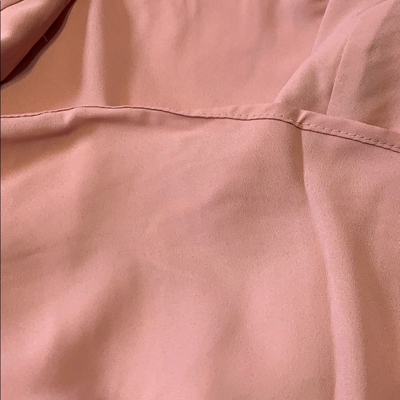 ❌DONATED❌Dusty Pink Ruffle Overlay Detail Sleeve Blouse Top - Picture 10 of 12